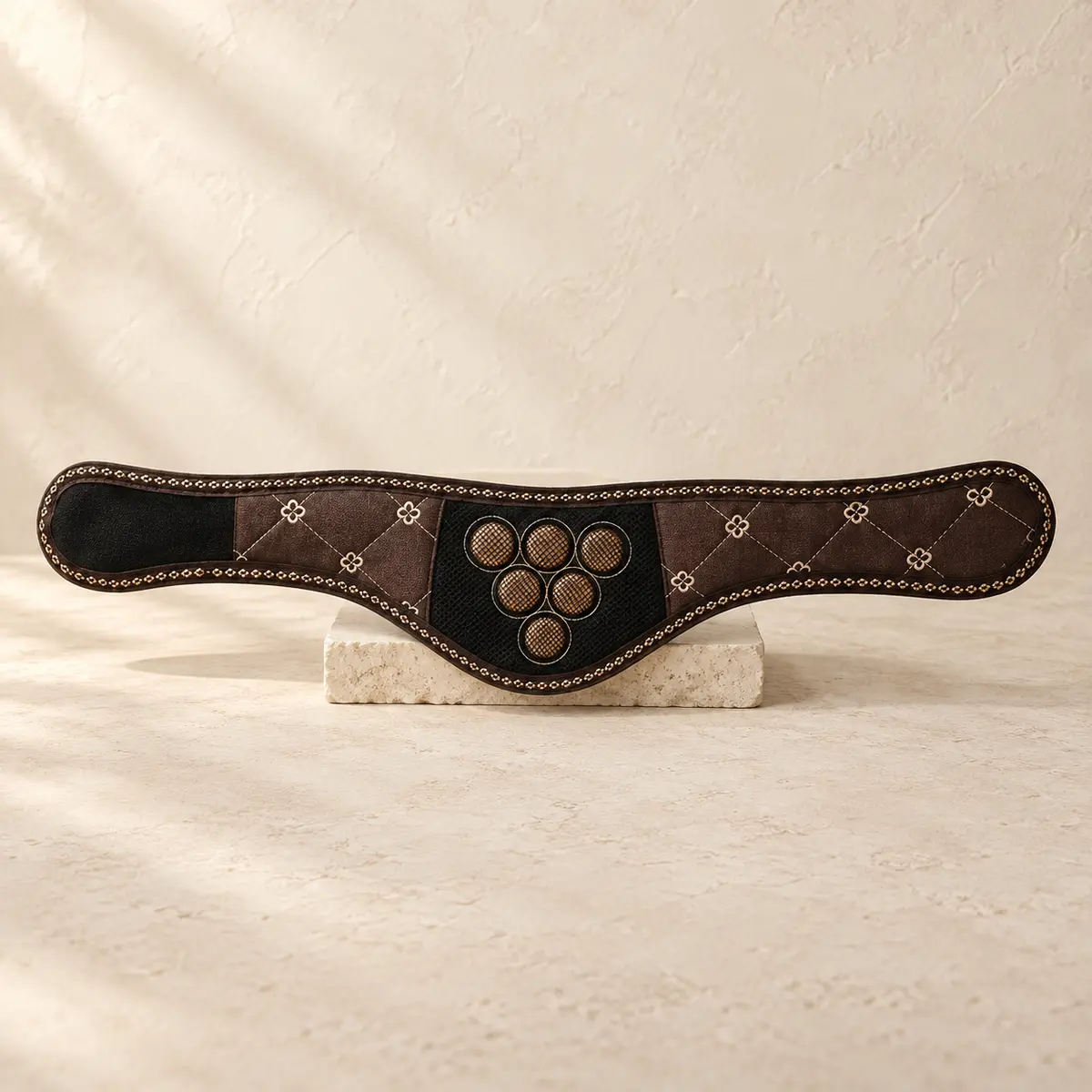 Heated neck and shoulder wrap with six round contact elements
